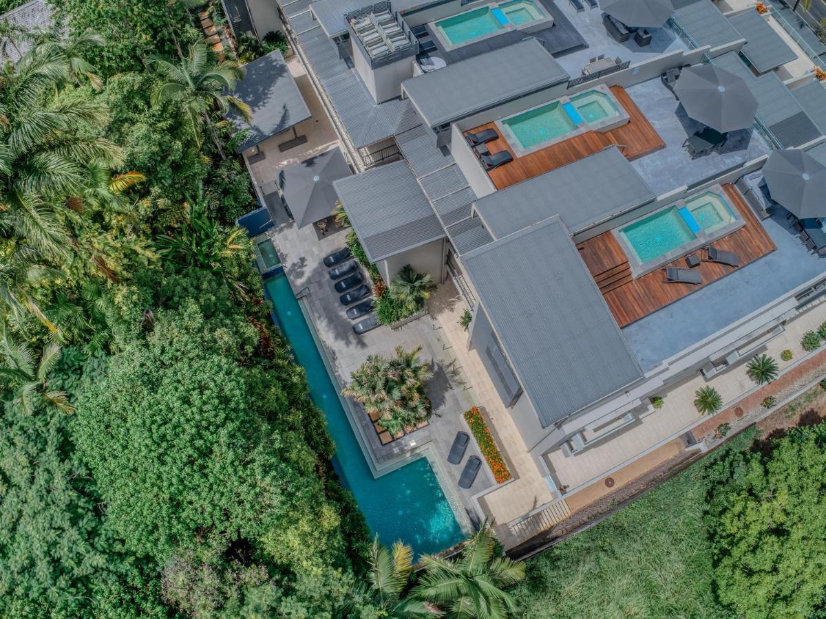 Aparthotel Coconut Grove Port Douglas Esterno foto