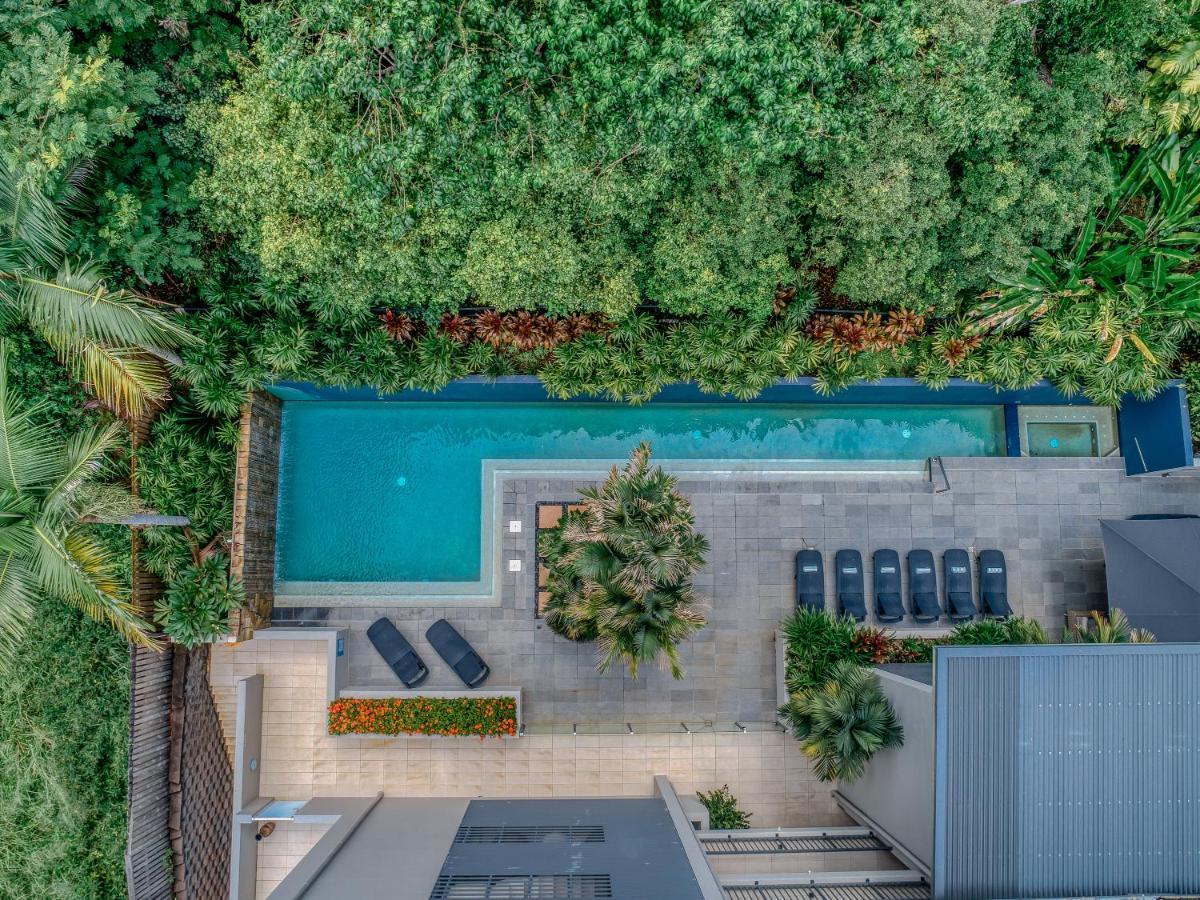 Aparthotel Coconut Grove Port Douglas Esterno foto