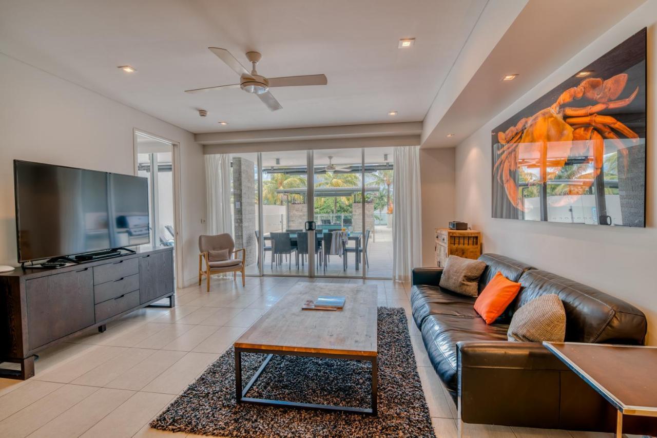 Aparthotel Coconut Grove Port Douglas Esterno foto